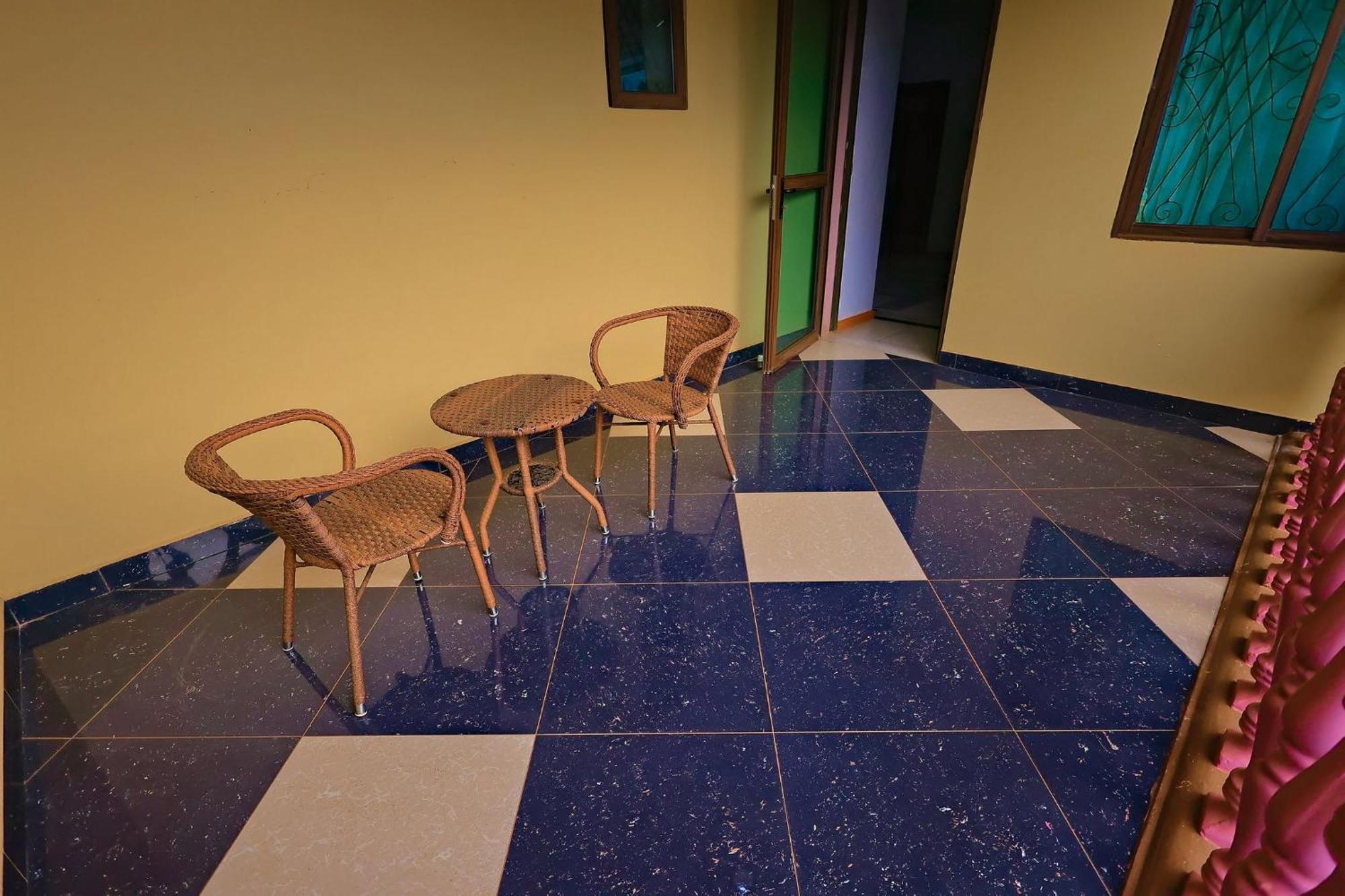 Shine Country Resort Hotel Naziba Екстер'єр фото