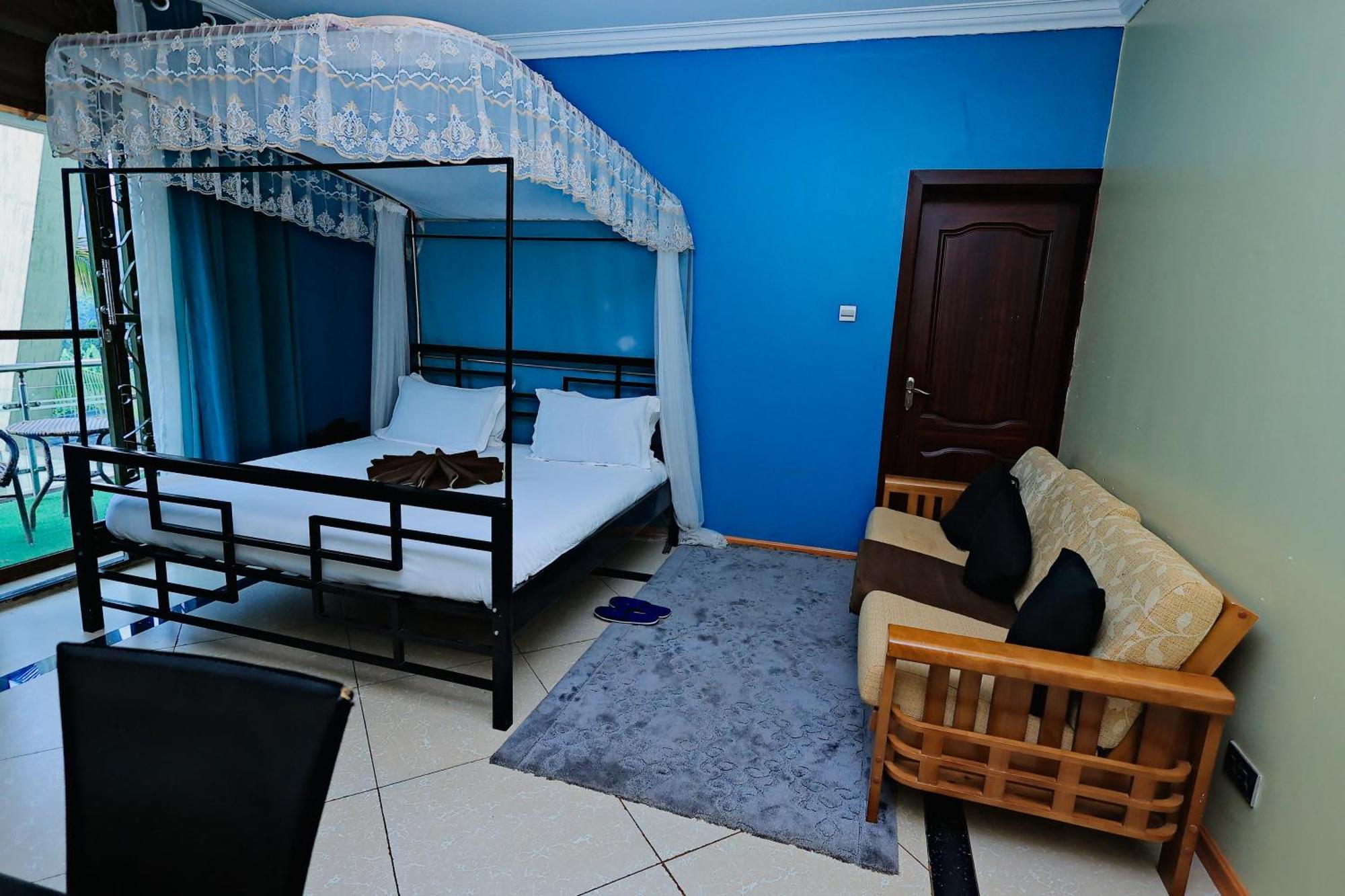 Shine Country Resort Hotel Naziba Екстер'єр фото